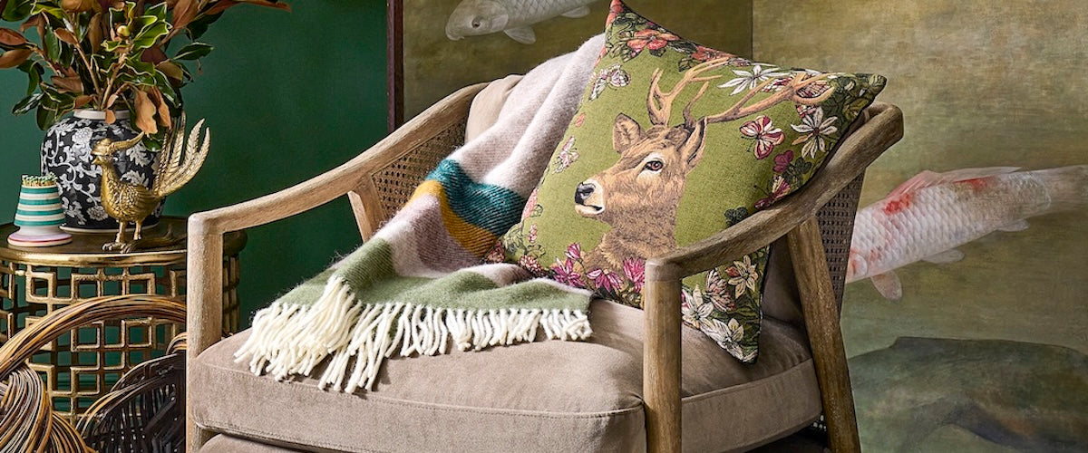 Pillows & Throws