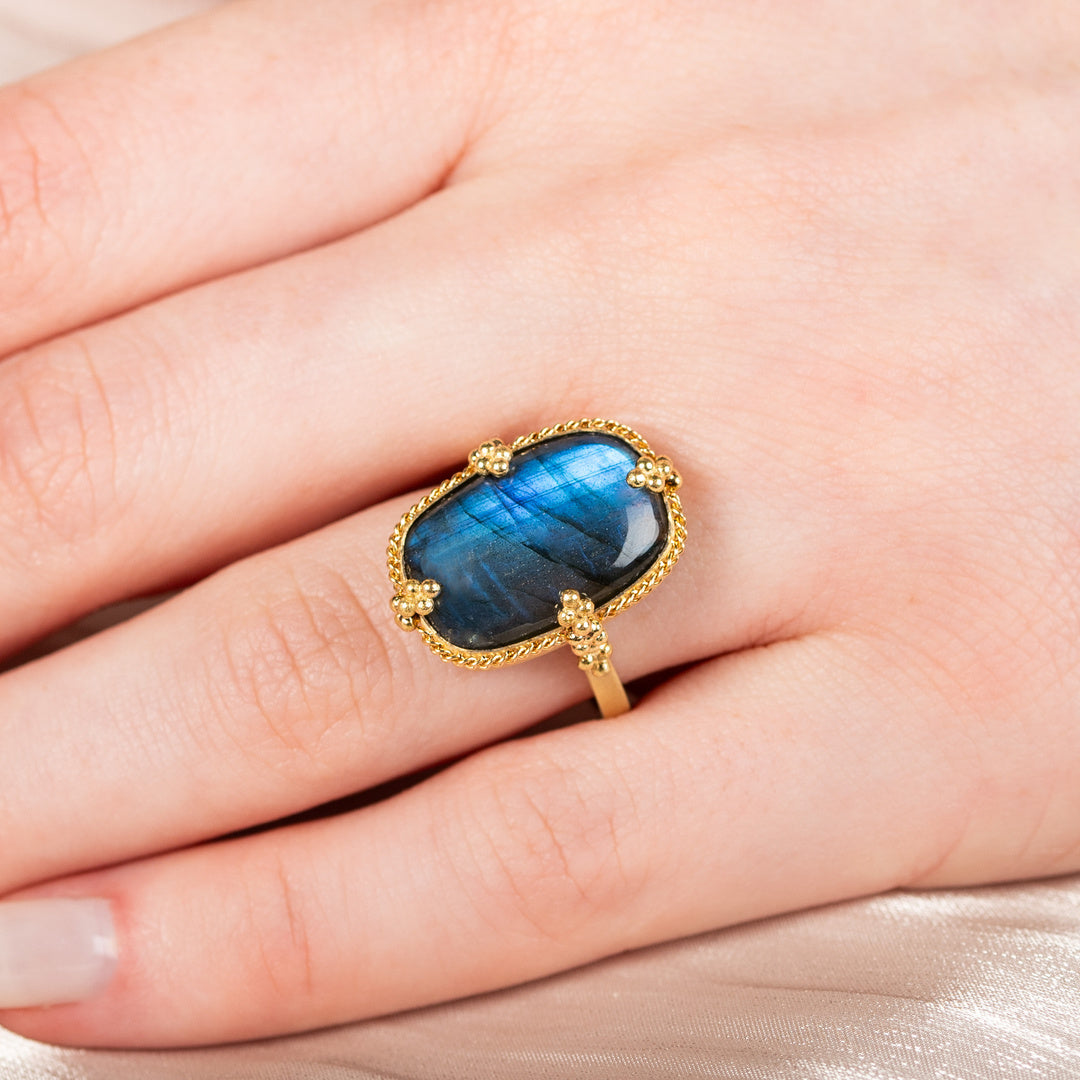 Labradorite Oval Ring