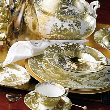 Aves Gold Teacup