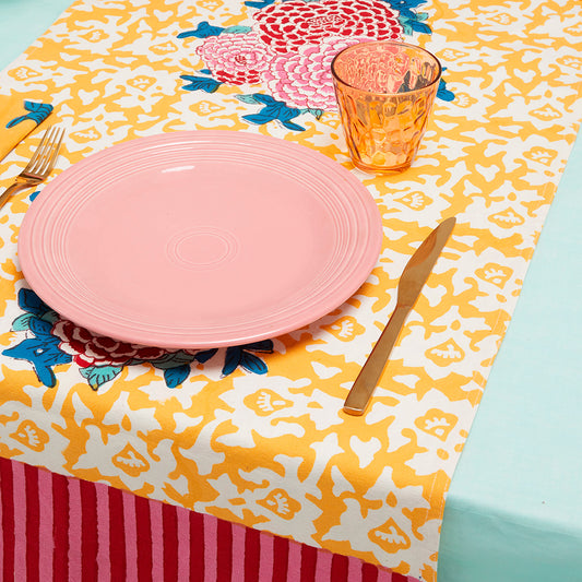 Arabesque Corolla Table Runner, Gold