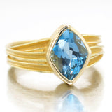 Kite-Shaped Aquamarine Wrapped Ribbon Ring