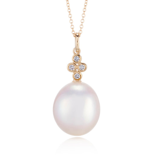 Gump's Signature Dominique Pendant Necklace in Pearl & Diamonds