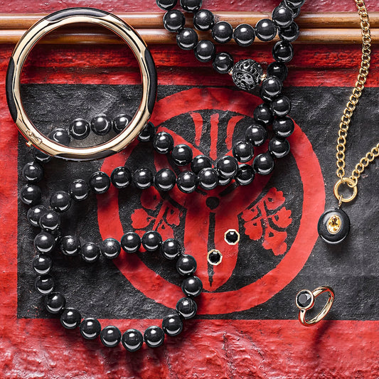 Gold-Lined Black Jade Bangle