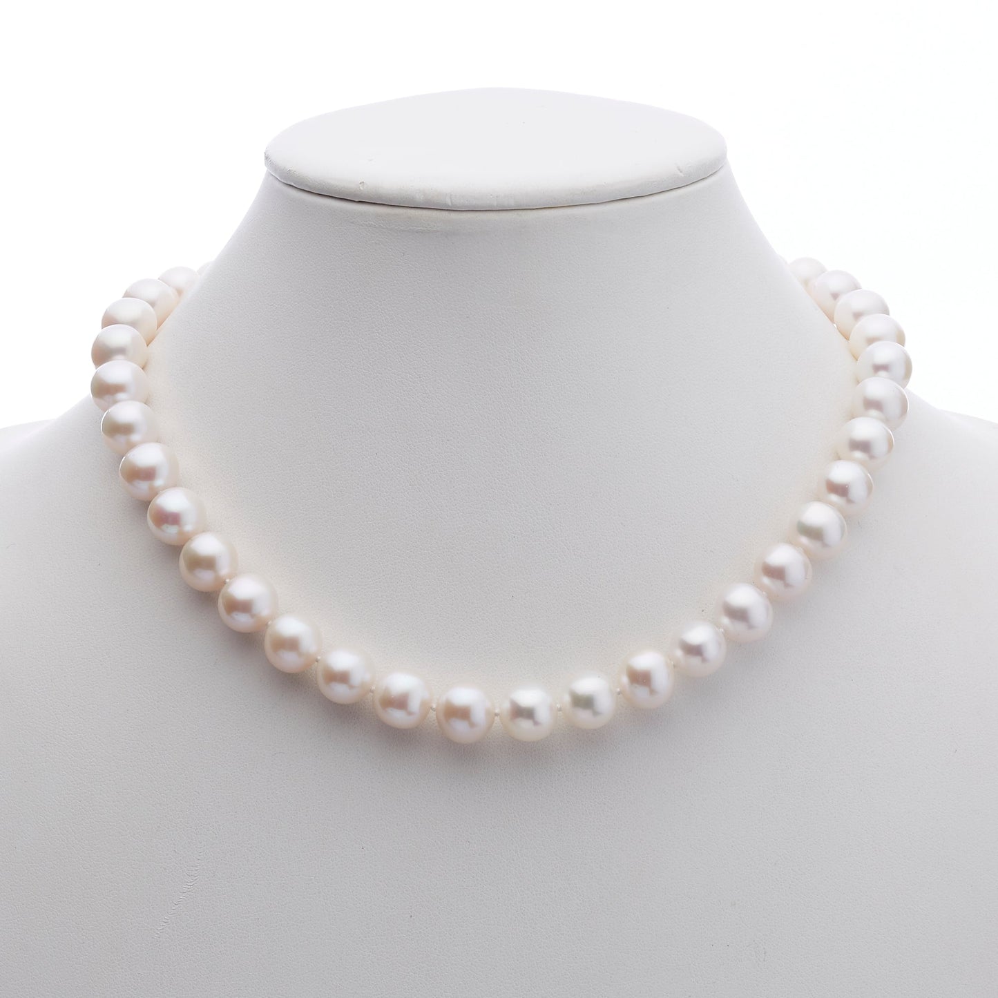 7mm White Pearl and Gold Necklace
