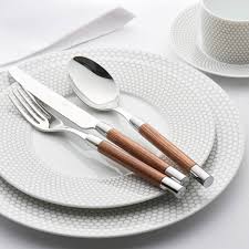 Conty 5-Piece Place Setting, Wood
